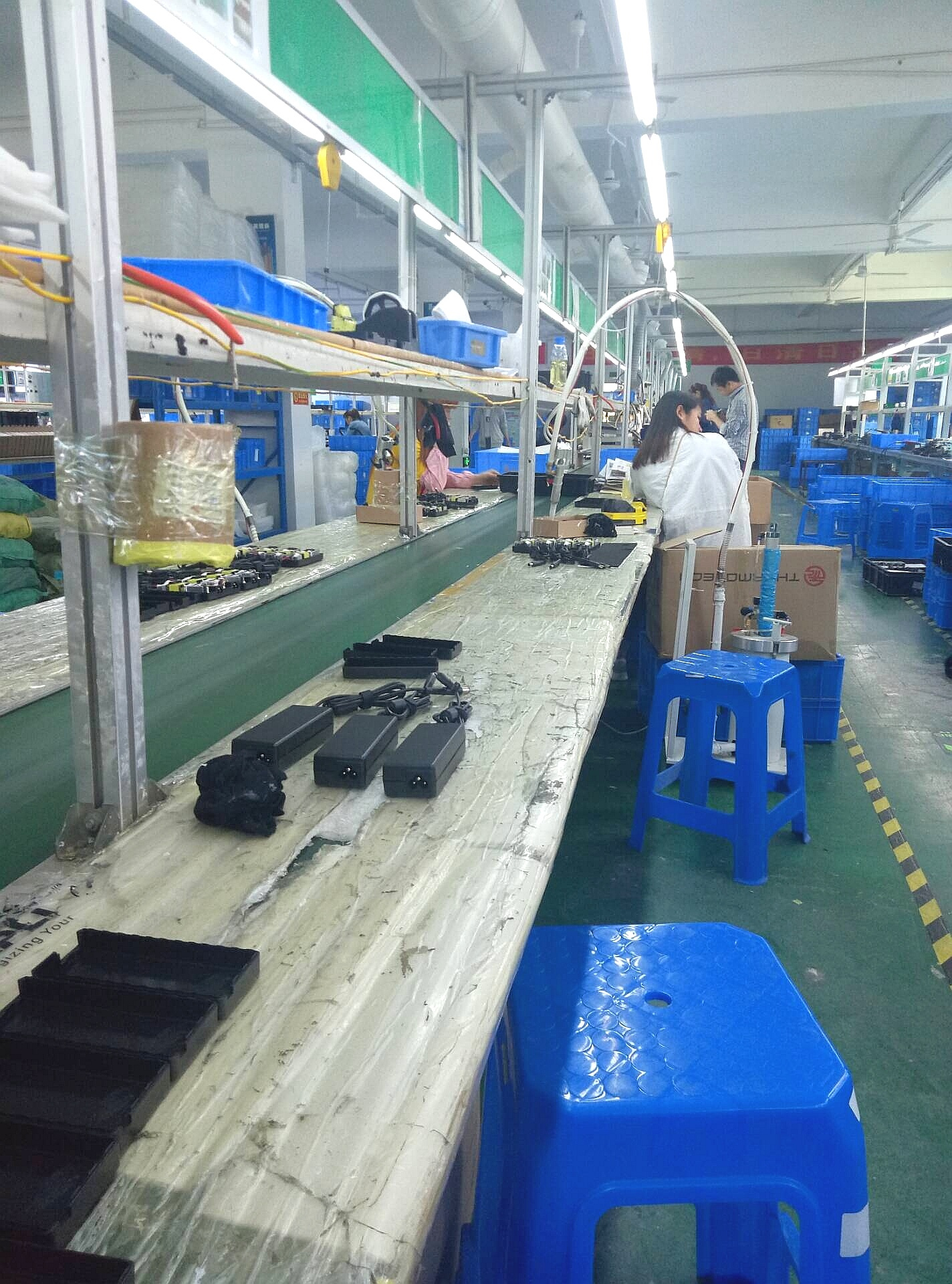 深圳電子廠流水線(xiàn) 日復(fù)一日的電子產(chǎn)品制造體驗(yàn)