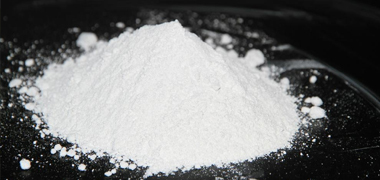 化工原料行業(yè)最新動(dòng)態(tài) 價(jià)格波動(dòng)與供需調(diào)整并行